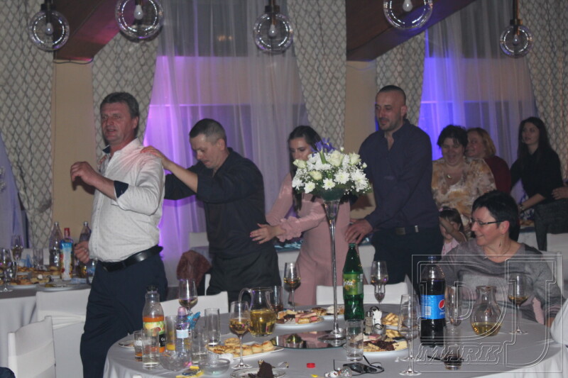 Oslava v Hlohovci - DJ MARK - DJ NA OSLAVU